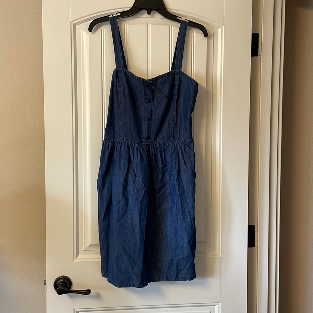 Vans dress. Large.